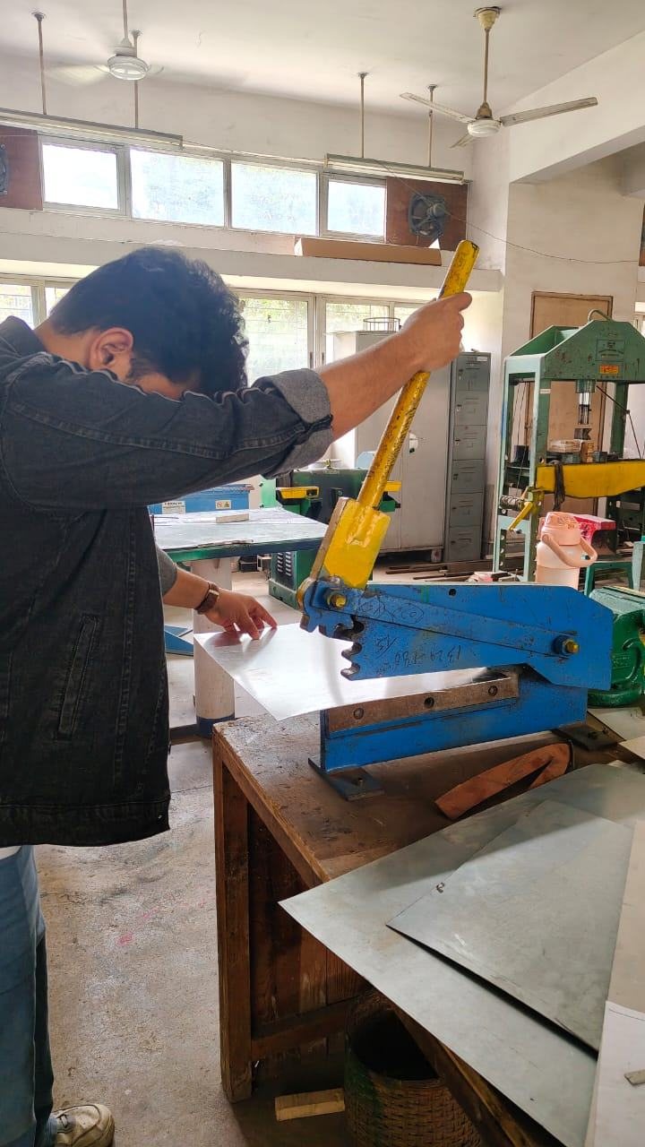 Operating the shearing machine